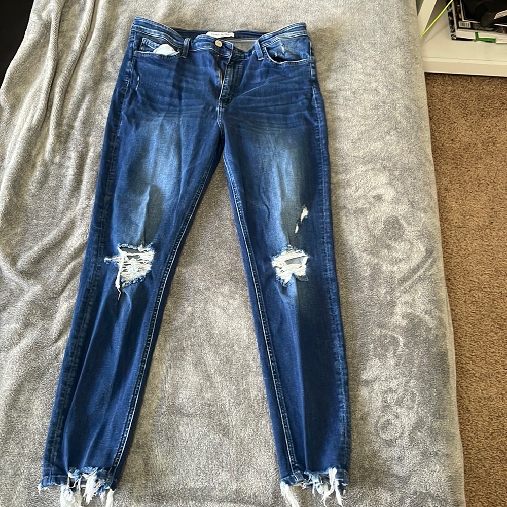 Dark wash ripped skinny jeans
